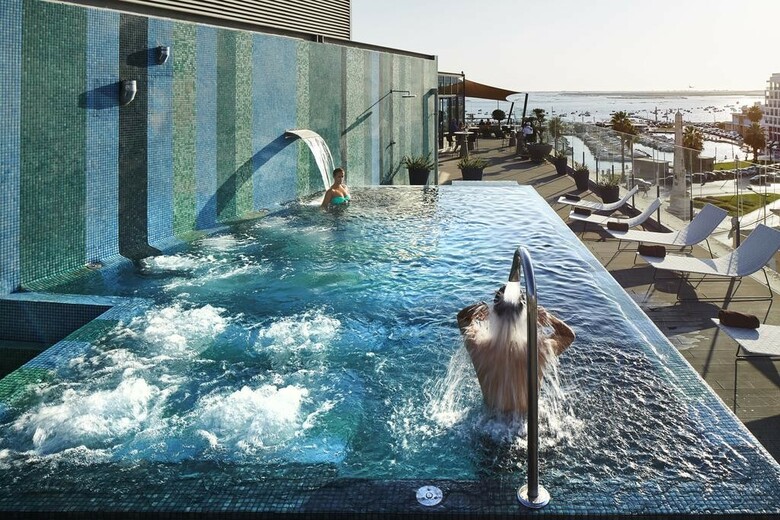 Hotel Faro & Beach Club