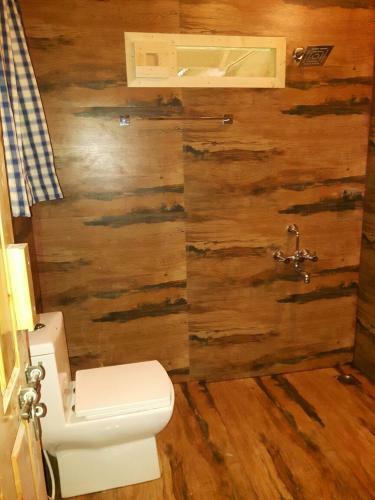 Hotel Bamboo Creek Resort