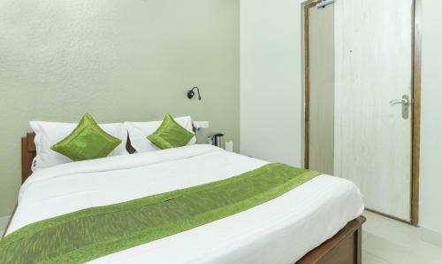 Hotel Bliss
