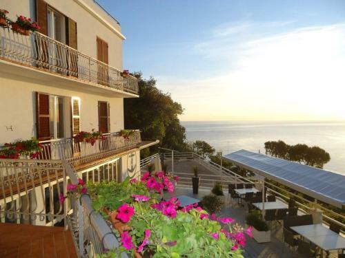 Hostal Camera Con Vista Mare-blu Panoramic