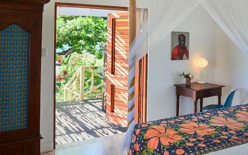Pelican Three-bedroom Villa