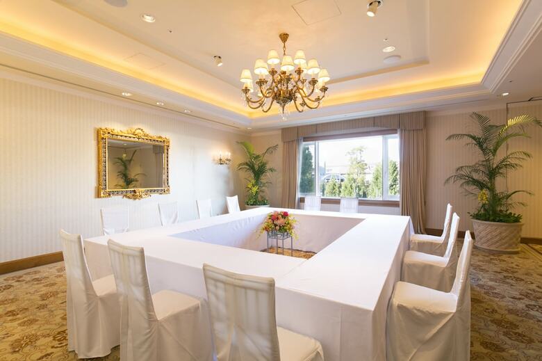Hotel Grand Tiara Anjo