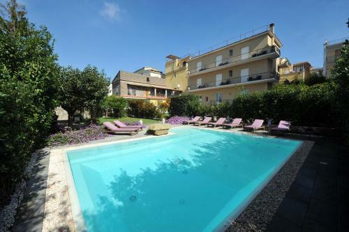 Hostal Residenza Villa Titina