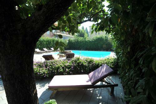 Hostal Residenza Villa Titina