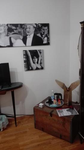 Hostal La Corte Room & Breakfast