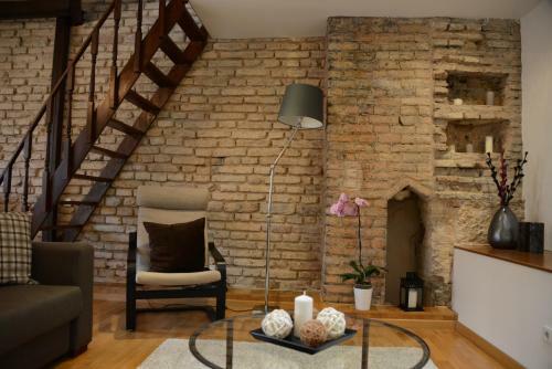 Old Town Traku Street Apartment
