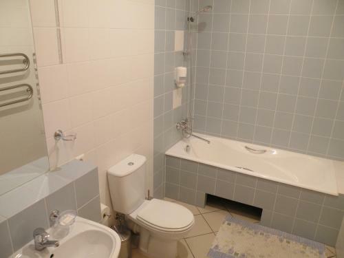 Hostal Holiday Home Lin?ja