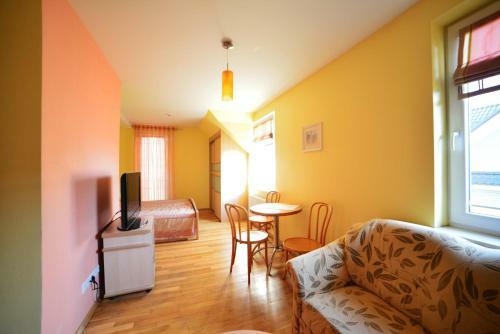 Hostal Birutes Apartments