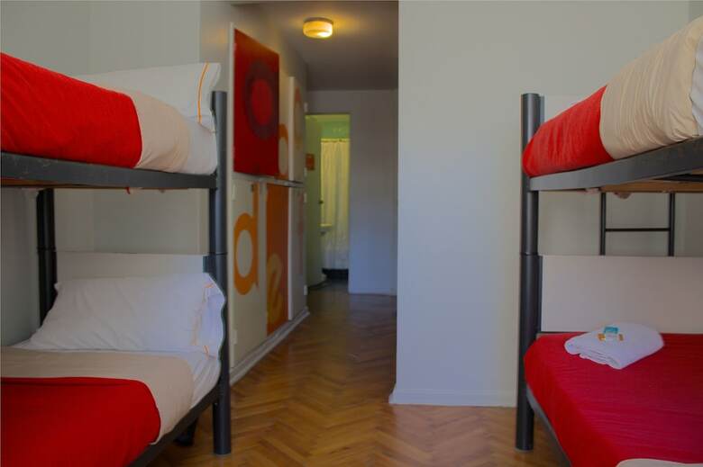Hostal Florida Suites