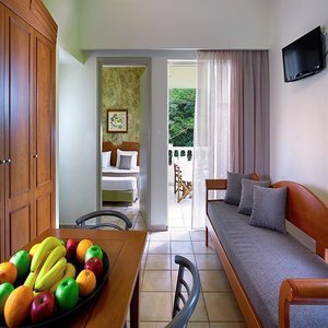 Hotel Elotis Suites (2 Bed Suite Bb