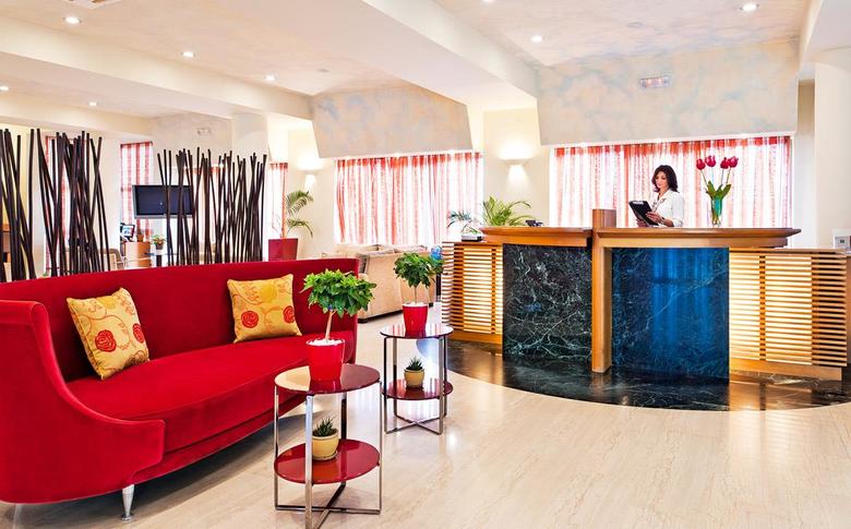 Hotel Santa Marina Plaza