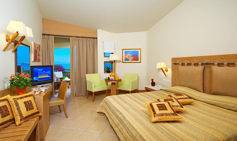 Hotel Santa Marina Plaza
