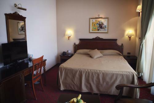 Hotel Millenium
