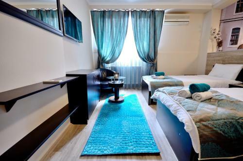 Hotel Shirok Sokak