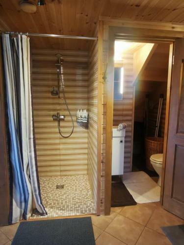 Hostal Arturas Guest House