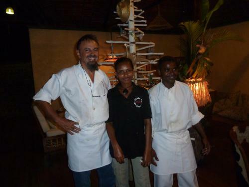 Hotel Les Bungalows D'ambonara