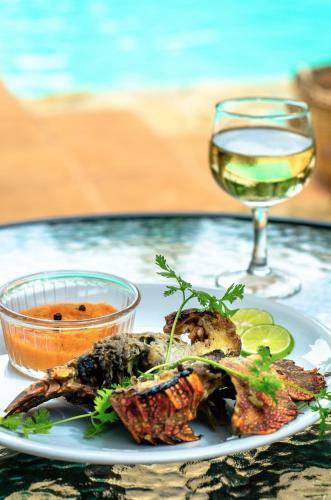 Hotel Les Bungalows D'ambonara