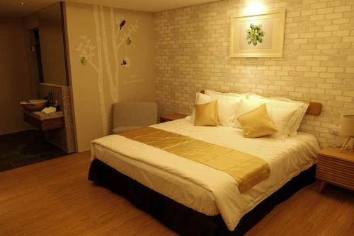 Hotel Sojourn Guest House