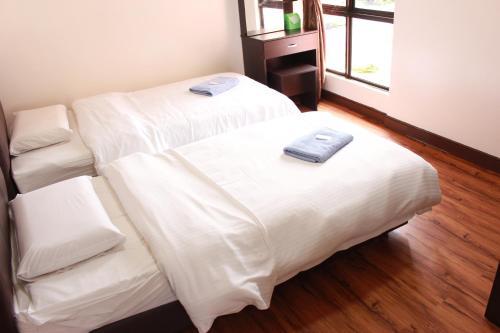 Apartamentos Marimari Marina Service Condo