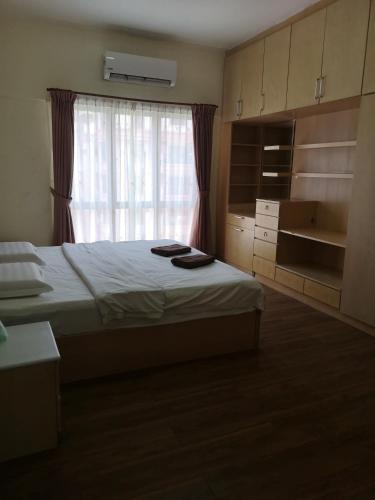 Apartamentos Marimari Marina Service Condo