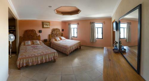 Albergue Hostal �ngeles Bed And Breakfast