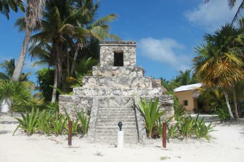 Hotel & Caba�as Zazil Kin Tulum