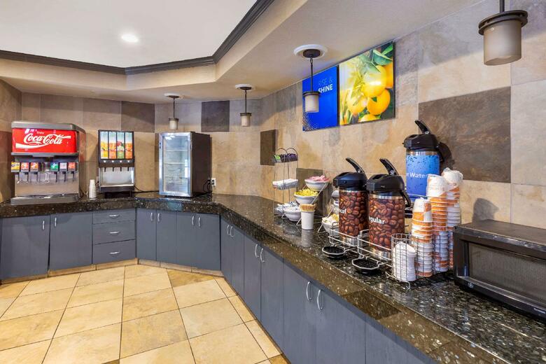 Hotel Quality Suites Tech Center South