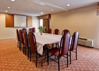 Hotel Comfort Inn & Suites