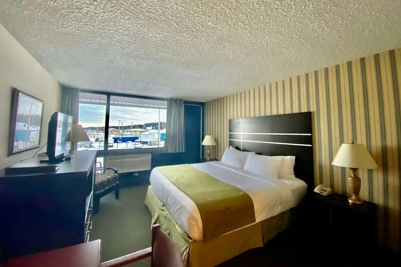 Hotel Quality Inn Whitecourt