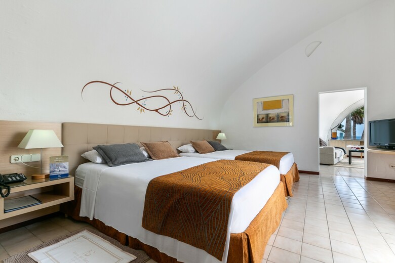 Hotel Livvo Risco Del Gato Suites