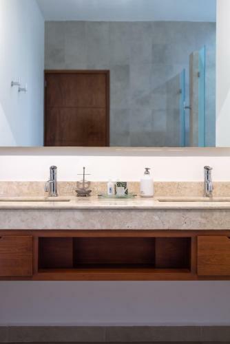 Casa Ave, Luxury & Resort Living