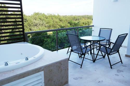 Bahia Principe Vacation Rentals - Three-bedroom House
