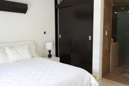 Bahia Principe Vacation Rentals - Three-bedroom House