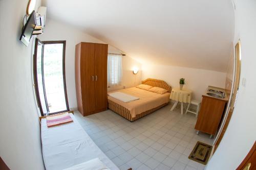 Hostal Guest House Slavuj