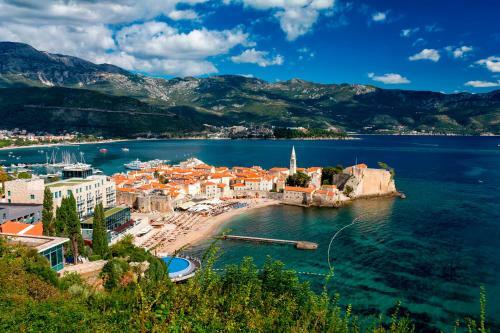 Luxury Apartment Budva