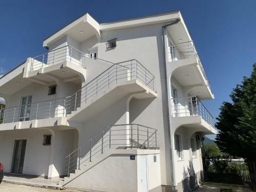 Gosa Apartments