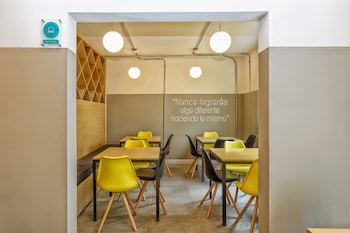 Apartamento The Host Business Suites