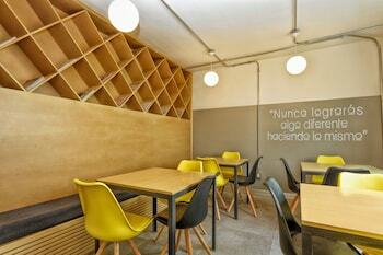 Apartamento The Host Business Suites