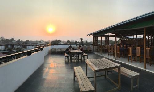 Song Of Travel Hostel