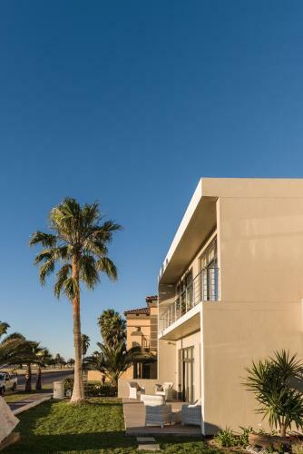Flamingo Villas Boutique Hotel