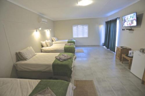Hostal Schuetzenhaus Guesthouse