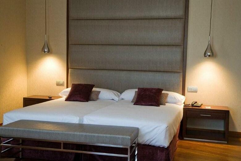 Hotel Compostela