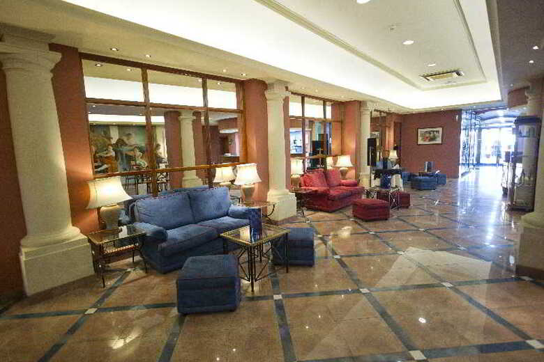 115 The Strand Aparthotel
