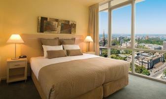 Hotel Oaks On Lonsdale
