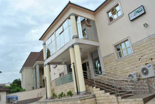 Hotel Nest Spa & Suites
