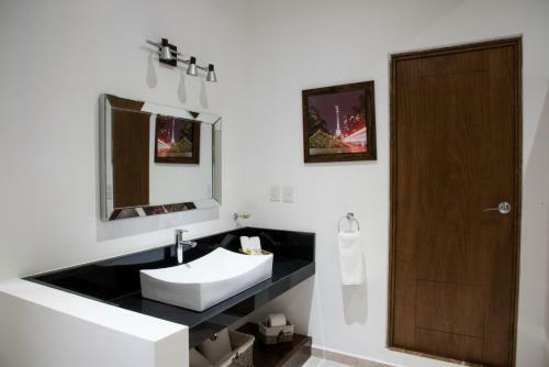 Hotel Vista Real Villas & Spa