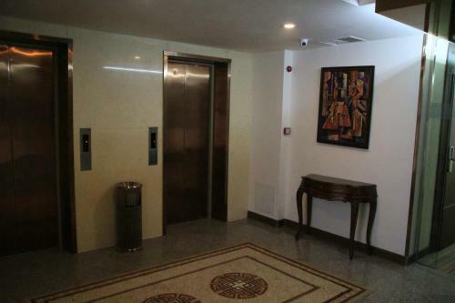 Ub Inn Hotel & Gallery