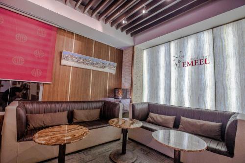 Ub Inn Hotel & Gallery
