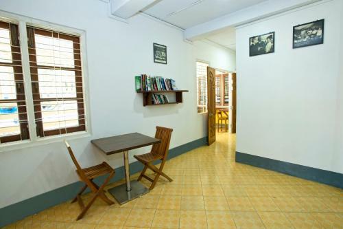 Albergue Ngapali Banyan (ii)