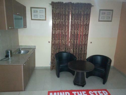 Hotel Erith Apartments And Suites Ltd